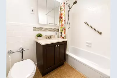 67-50 Thornton Place #1D, Forest Hills, NY 11375 - Photo 10
