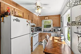 468 Old Bridge Rd, Northport, NY 11768 - Photo 16