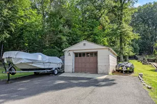 468 Old Bridge Rd, Northport, NY 11768 - Photo 4