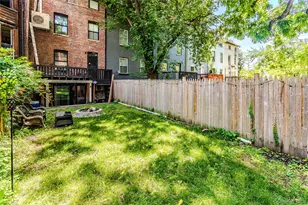 70 Lander St, Newburgh, NY 12550 - Photo 36