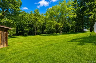 18 Hillside Rd, Slate Hill, NY 10973 - Photo 24