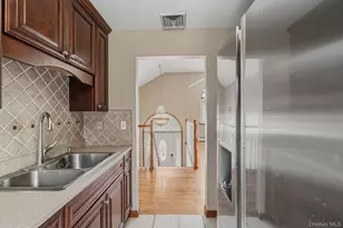 9 Ashland Ave, Middletown, NY 10940 - Photo 16