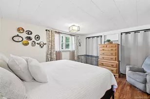 8 Beecher Ave, East Islip, NY 11730 - Photo 14