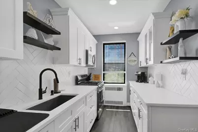 210 Martine Avenue #5F, White Plains, NY 10601 - Photo 14