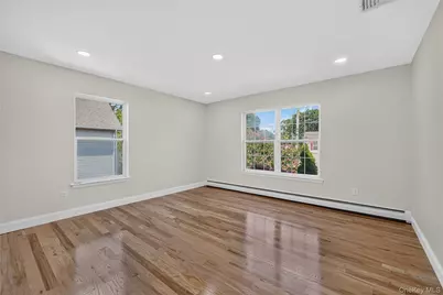 296 Westchester Avenue, West Babylon, NY 11704 - Photo 22