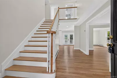 296 Westchester Avenue, West Babylon, NY 11704 - Photo 4
