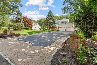35 Pine Ridge Drive, Smithtown, NY 11787 - Photo 6