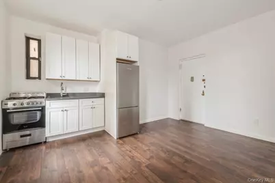 35 Crown Street #3H, Brooklyn, NY 11225 - Photo 1