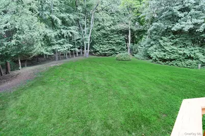 160 Pascack Road, Chestnut Ridge, NY 10965 - Photo 34
