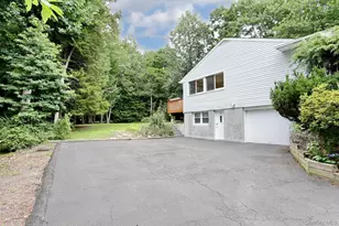 160 Pascack Rd, Chestnut Ridge, NY 10965 - Photo 30