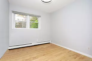 160 Pascack Rd, Chestnut Ridge, NY 10965 - Photo 18