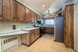 296 N Long Beach Rd, Rockville Centre, NY 11570 - Photo 6