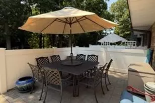 855 Birchwood Rd, Medford, NY 11763 - Photo 2