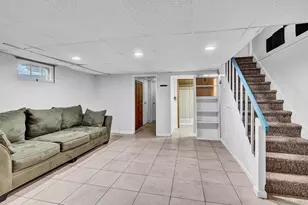127 Queens Ave, West Babylon, NY 11704 - Photo 20