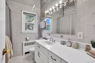 127 Queens Ave, West Babylon, NY 11704 - Photo 14