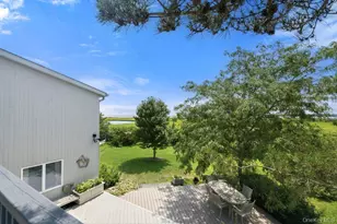282 Belvedere Dr, Oakdale, NY 11769 - Photo 38