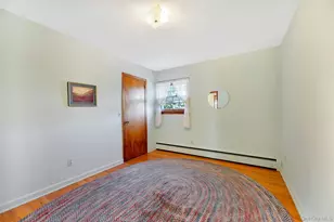 865 Peconic Bay Blvd, Laurel, NY 11948 - Photo 22
