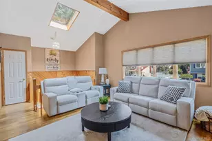12 Fannie Dr, Farmingville, NY 11738 - Photo 6