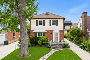76-26 176th St, Fresh Meadows, NY 11366 - Photo 1
