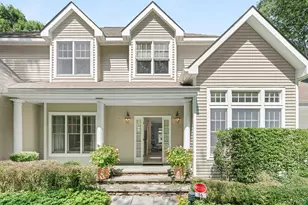 16 Barclay Dr, Sag Harbor, NY 11963 - Photo 2