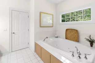 16 Barclay Dr, Sag Harbor, NY 11963 - Photo 18