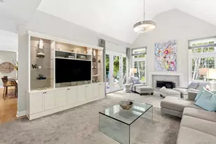 16 Barclay Dr, Sag Harbor, NY 11963 - Photo 10