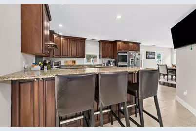 432 Argyle Road, Mineola, NY 11501 - Photo 10