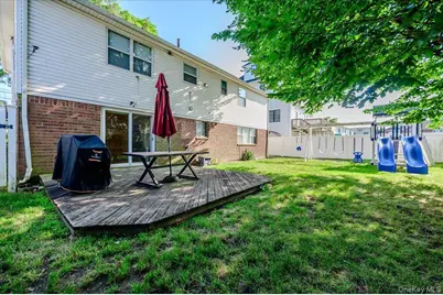 634 Jarvis Avenue, Far Rockaway, NY 11691 - Photo 24