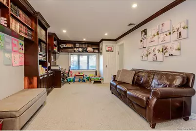 634 Jarvis Avenue, Far Rockaway, NY 11691 - Photo 14