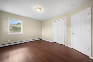 394 Warwick Rd, East Meadow, NY 11554 - Photo 18