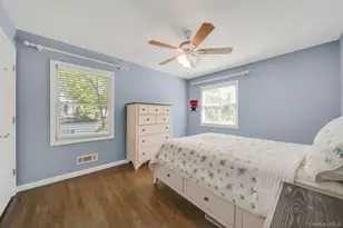 49 Munson Ct, Melville, NY 11747 - Photo 14