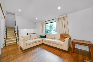 49 Munson Ct, Melville, NY 11747 - Photo 6
