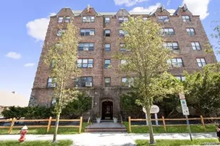 141 Wyckoff Pl, Woodmere, NY 11598 - Photo 1