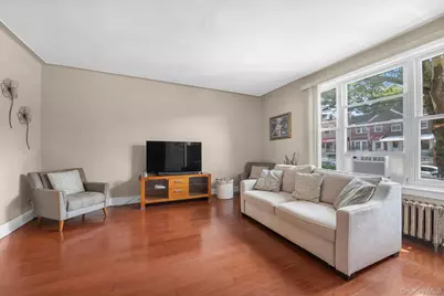 2053 Turnbull Avenue, Bronx, NY 10473 - Photo 4