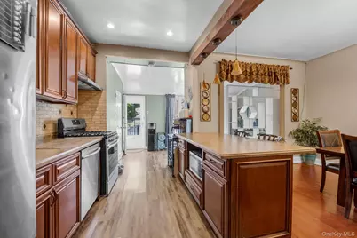 2053 Turnbull Avenue, Bronx, NY 10473 - Photo 8