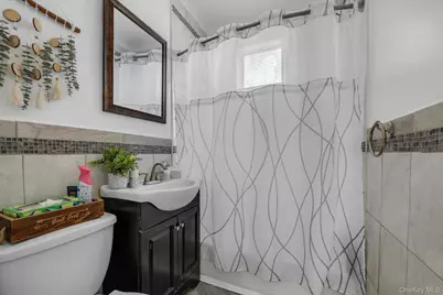 2053 Turnbull Avenue, Bronx, NY 10473 - Photo 16