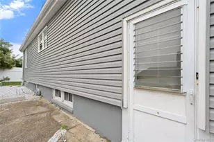 1430 Omega St, Elmont, NY 11003 - Photo 40