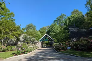 21 Foxwood Dr, Pleasantville, NY 10570 - Photo 42