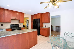 33 Tor View Ave, New City, NY 10956 - Photo 8