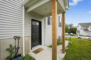 501 Iron Forge Ln, New Windsor, NY 12553 - Photo 4