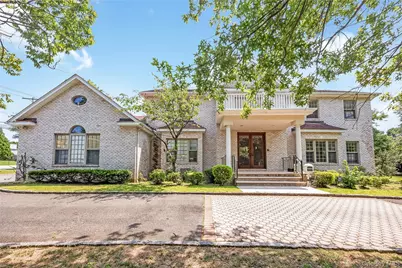 52 Snapdragon Lane, Roslyn Heights, NY 11577 - Photo 4