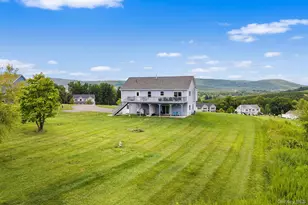 21 Mdw Vw Dr, Marlboro, NY 12542 - Photo 34