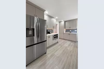 94 Massapequa Avenue, Massapequa, NY 11758 - Photo 8
