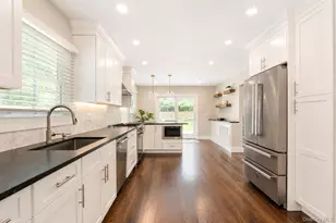 79 Oakside Rd, Smithtown, NY 11787 - Photo 26