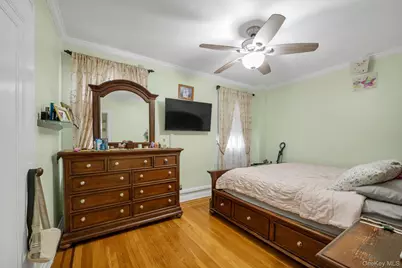 90-34 190th Street, Hollis, NY 11423 - Photo 10