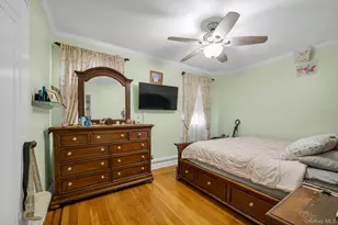 90-34 190th St, Hollis, NY 11423 - Photo 10