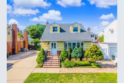 2503 3rd Avenue, East Meadow, NY 11554 - Photo 34
