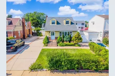 2503 3rd Avenue, East Meadow, NY 11554 - Photo 32