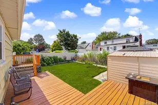 2503 Third Ave, East Meadow, NY 11554 - Photo 30