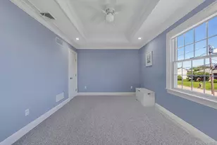 10 Raeburn Ct, Babylon, NY 11702 - Photo 38